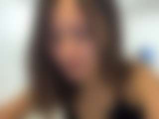 Live cam show with PreciousHoyman - Cute on Soda Cam