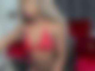 Sara-Naugty's Live Sex Cam Show