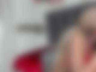 Sara-Naugty's Live Sex Cam Show