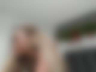 Sara-Naugty's Live Sex Cam Show