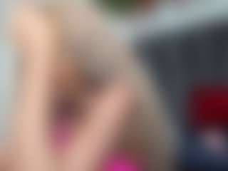 Sara-Naugty's Live Sex Cam Show