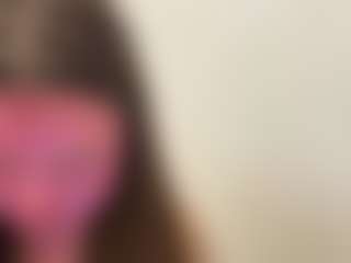 Live cam show with SenaidaMilos - New Teen (18+) on Camsoda