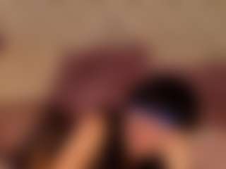 Live cam show with SofiaNoireX - New Teen (18+) on TeamSkeetLive