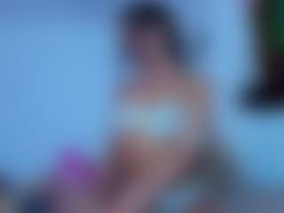 Abrilsumer's Live Sex Cam Show