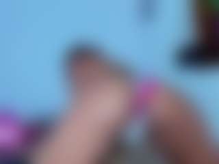 Abrilsumer's Live Sex Cam Show