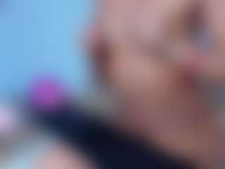Abrilsumer's Live Sex Cam Show