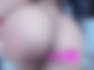 Abrilsumer's Live Sex Cam Show