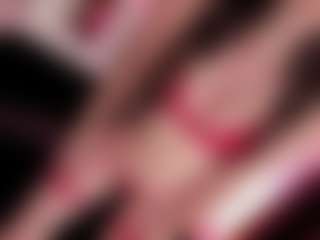 Live cam show with alessiaLouren - Shaved Pussy on Camsoda