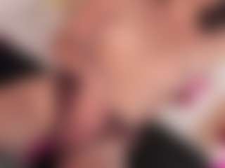 Live cam show with alessiaLouren - Oil on Camsoda
