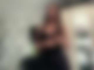 EleanorRathbum's Live Sex Cam Show