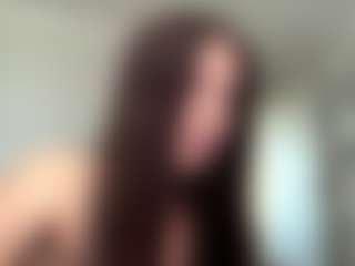 EleanorRathbum's Live Sex Cam Show