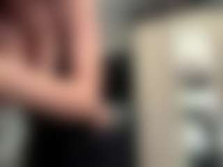 EleanorRathbum's Live Sex Cam Show