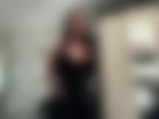 EleanorRathbum's Live Sex Cam Show