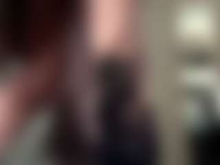 EleanorRathbum's Live Sex Cam Show
