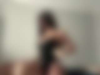 EleanorRathbum's Live Sex Cam Show