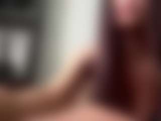 EleanorRathbum's Live Sex Cam Show