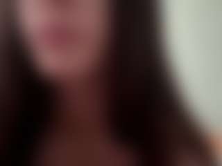 EleanorRathbum's Live Sex Cam Show