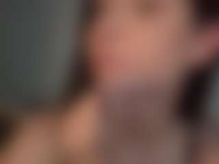 EleanorRathbum's Live Sex Cam Show
