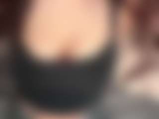 EleanorRathbum's Live Sex Cam Show