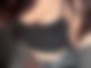 EleanorRathbum's Live Sex Cam Show