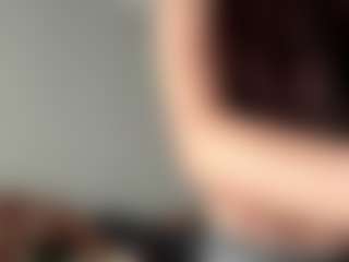 EleanorRathbum's Live Sex Cam Show