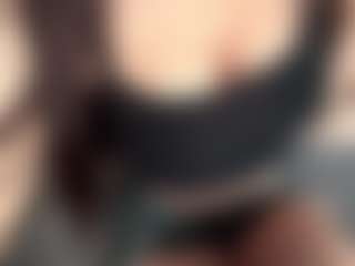 EleanorRathbum's Live Sex Cam Show