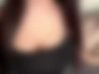 EleanorRathbum's Live Sex Cam Show