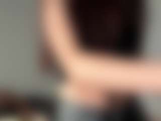 EleanorRathbum's Live Sex Cam Show