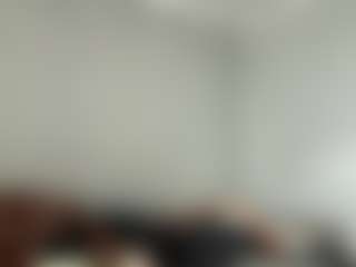 EleanorRathbum's Live Sex Cam Show