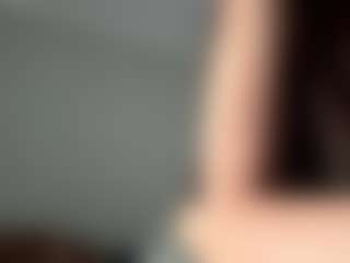 EleanorRathbum's Live Sex Cam Show