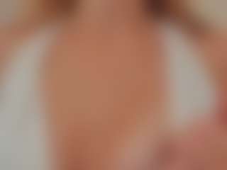 Live cam show with fizana - Body Massage on Camsoda