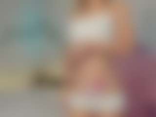 Live cam show with fizana - Muscle on CamwithHer