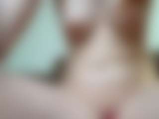 kyylierosse's Live Sex Cam Show