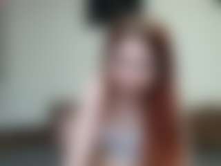 Live cam show with kyylierosse - Lush on chickslive.net