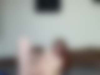 kyylierosse MILF webcam performer live streaming