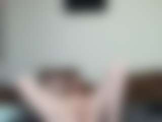 Live cam show with kyylierosse - New MILF on liverealitysex.com