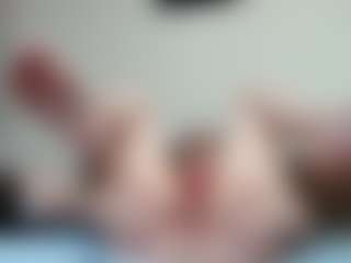 Live cam show with kyylierosse - Hairy Pussy on Camsoda