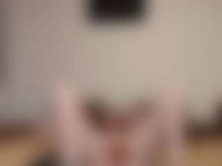 Live cam show with kyylierosse - Fingering on Mixed Magazine Live