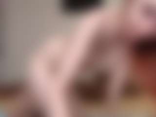 Live cam show with kyylierosse - Hairy Pussy on CamClone
