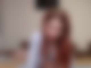 kyylierosse MILF webcam performer live streaming