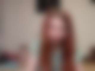 Live cam show with kyylierosse - Moaning on parknlotfishbdy