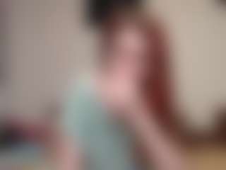 Live cam show with kyylierosse - Flashing on parknlotfishbdy