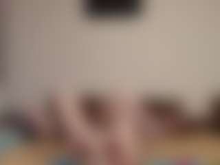 Live cam show with kyylierosse - Hairy Pussy on UwU Esports