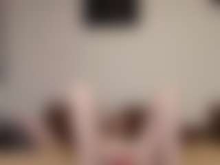 Live cam show with kyylierosse - Hairy Pussy on EXY