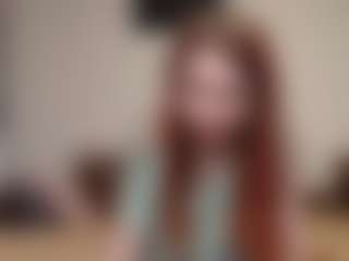 Live cam show with kyylierosse - Moaning on Camsoda