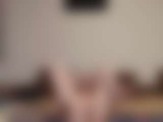 Live cam show with kyylierosse - Hairy Pussy Teen (18+) on sexytreat.net