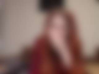 Live cam show with kyylierosse - Moaning on hotwifechat.live