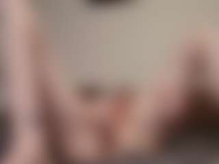 Live cam show with kyylierosse - Handjob on Streamer API