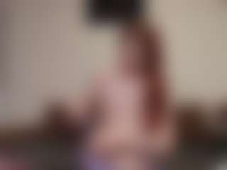 Live cam show with kyylierosse - HD MILF on sexylive.show