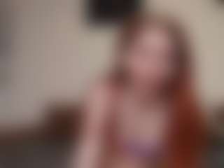 Live cam show with kyylierosse - Striptease on fuklive.com